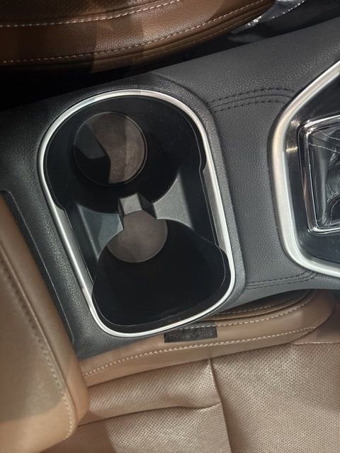 2022 Subaru Outback Touring XT