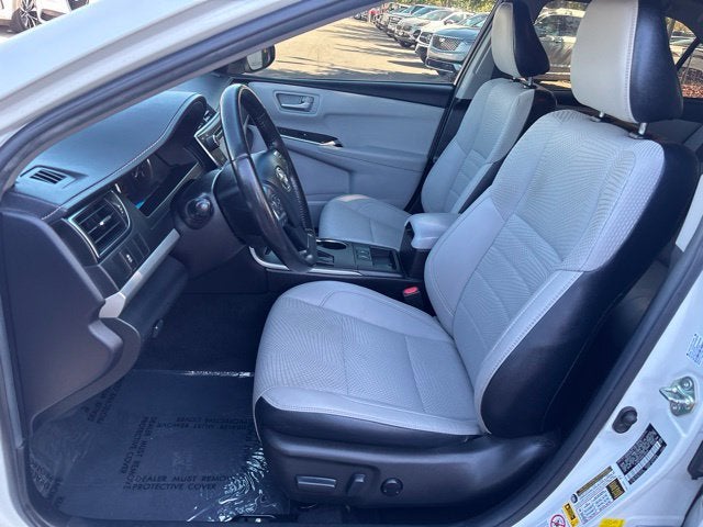 2016 Toyota Camry Hybrid SE