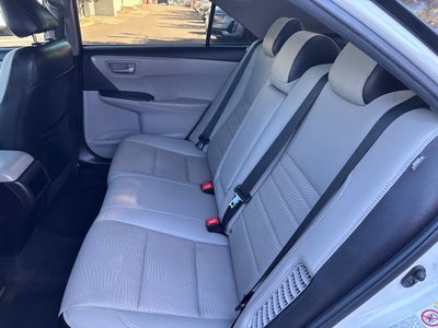 2016 Toyota Camry Hybrid SE