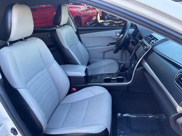 2016 Toyota Camry Hybrid SE