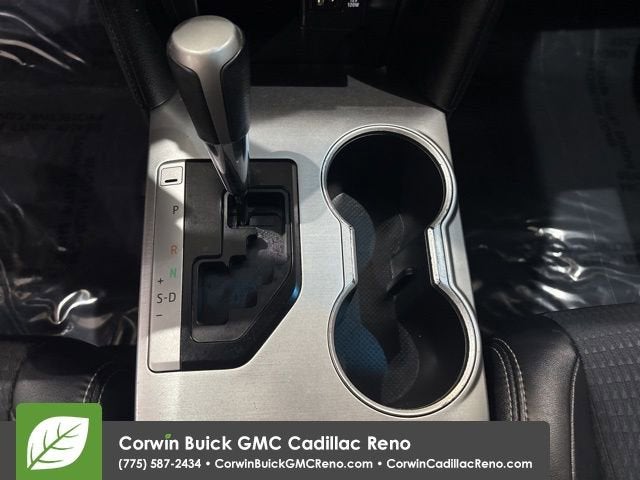 2014 Toyota Camry SE V6