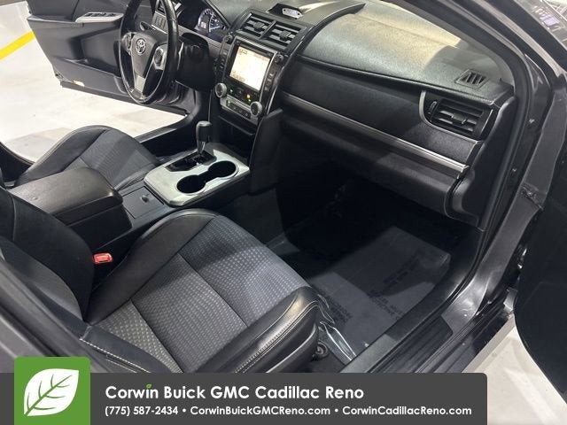 2014 Toyota Camry SE V6