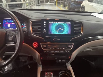 2021 Honda Pilot AWD Touring 8 Passenger