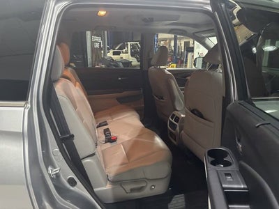 2021 Honda Pilot AWD Touring 8 Passenger