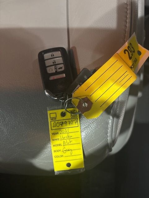 2021 Honda Pilot AWD Touring 8 Passenger