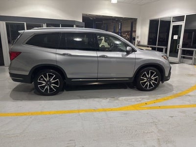 2021 Honda Pilot AWD Touring 8 Passenger