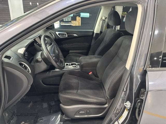 2014 Nissan Pathfinder SV