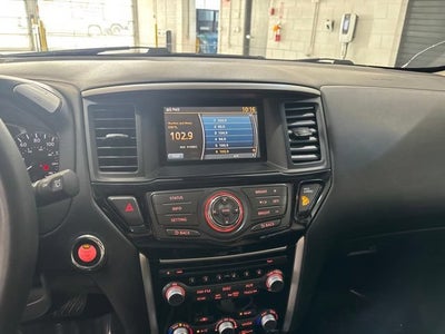 2014 Nissan Pathfinder SV