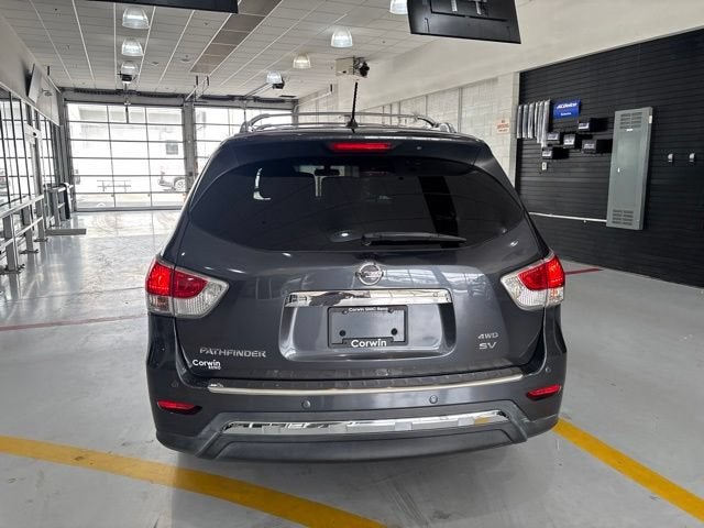 2014 Nissan Pathfinder SV