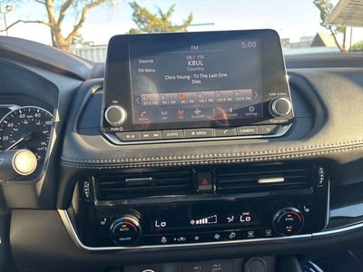2023 Nissan Rogue SL FWD