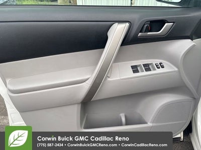 2012 Toyota Highlander SE V6