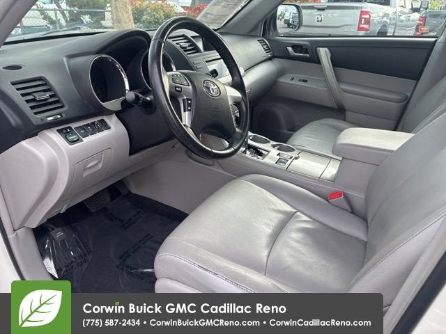 2012 Toyota Highlander SE V6