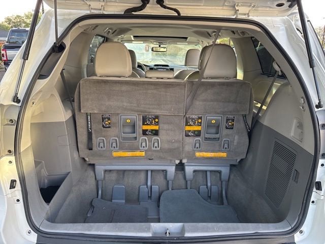 2012 Toyota Sienna XLE 7 Passenger