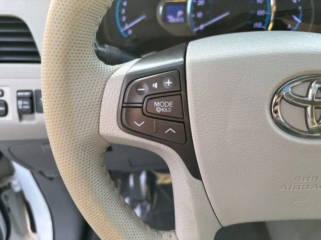 2012 Toyota Sienna XLE 7 Passenger