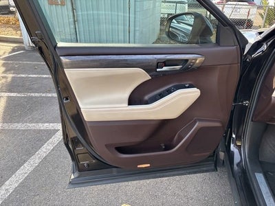 2021 Toyota Highlander Limited