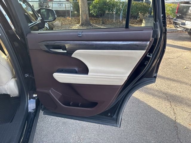 2021 Toyota Highlander Limited