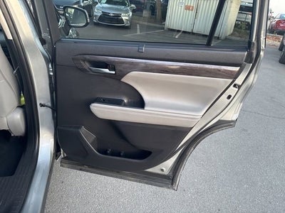 2020 Toyota Highlander Platinum