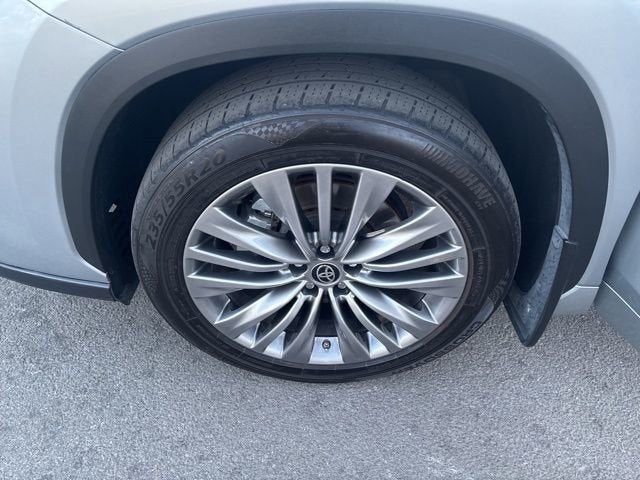 2020 Toyota Highlander Platinum