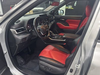 2022 Toyota Highlander XSE