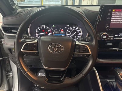 2022 Toyota Highlander XSE