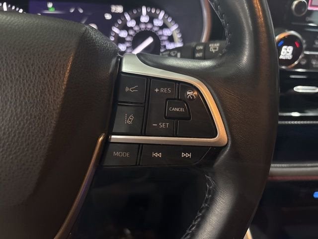 2022 Toyota Highlander XSE