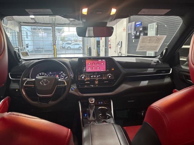 2022 Toyota Highlander XSE