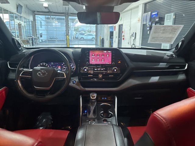 2022 Toyota Highlander XSE