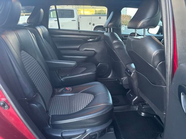 2021 Toyota Highlander XSE