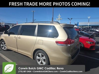 2011 Toyota Sienna LE AAS