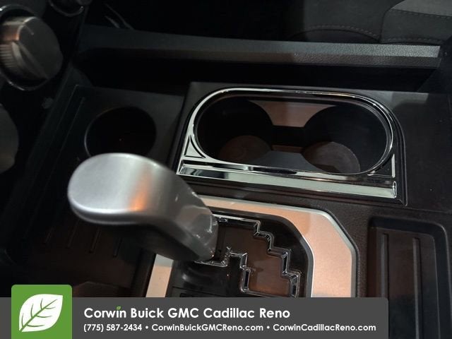 2017 Toyota Tundra SR5 5.7L V8