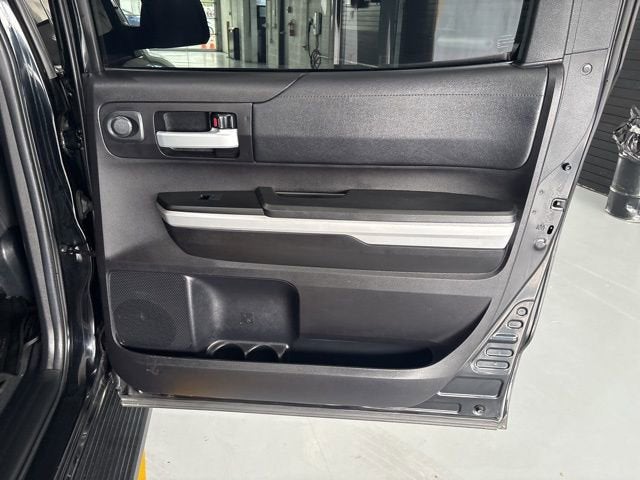 2020 Toyota Tundra 4WD SR5