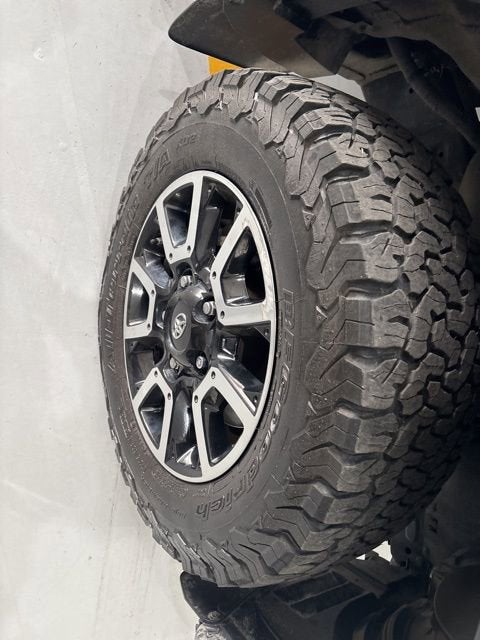 2020 Toyota Tundra 4WD SR5