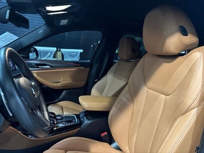 2025 BMW X4 xDrive30i