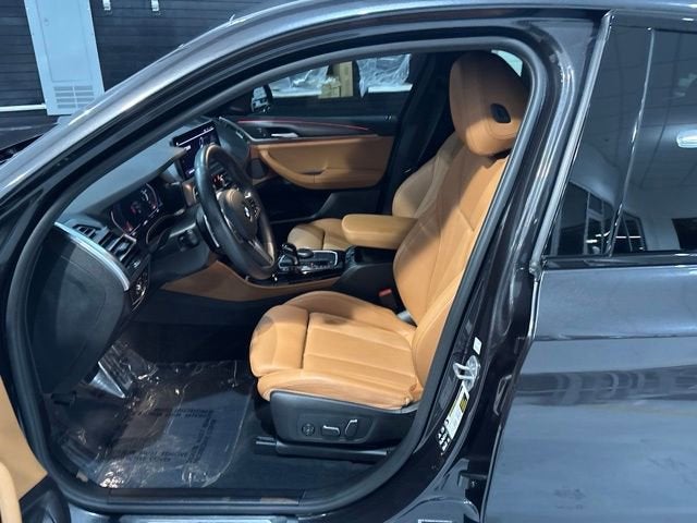 2025 BMW X4 xDrive30i