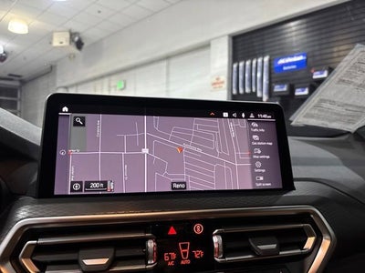 2025 BMW X4 xDrive30i