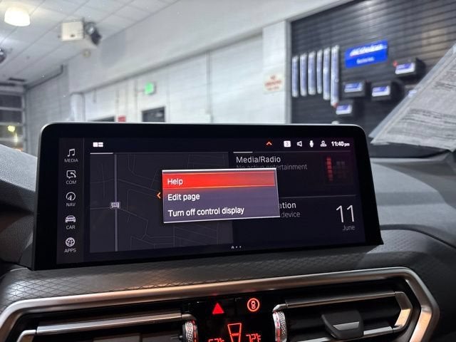 2025 BMW X4 xDrive30i