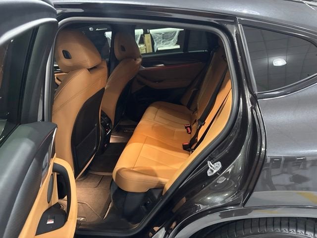 2025 BMW X4 xDrive30i