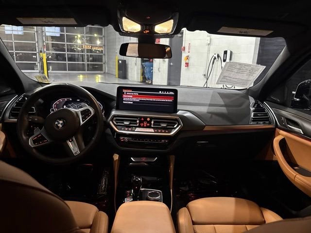 2025 BMW X4 xDrive30i