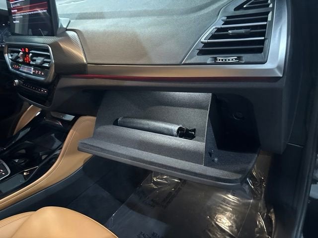 2025 BMW X4 xDrive30i