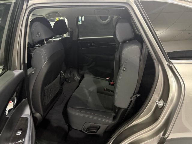 2017 Kia Sorento 2.4L LX