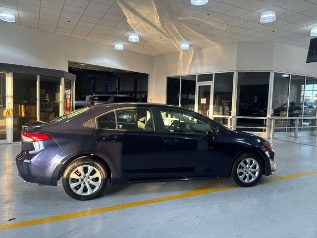 2023 Toyota Corolla LE - Photo 9