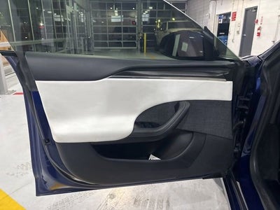2022 Tesla Model S Plaid
