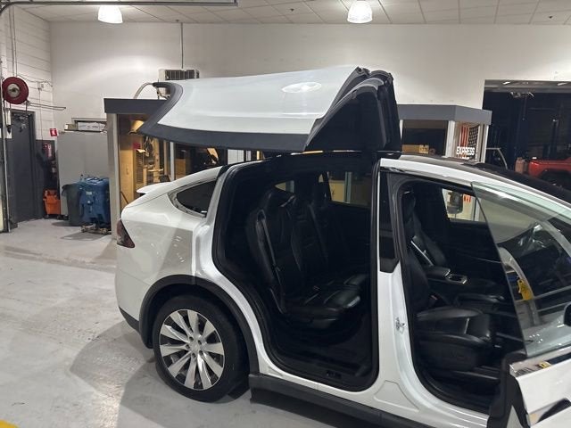 2020 Tesla Model X Long Range Dual Motor All-Wheel Drive