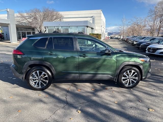 2025 Toyota Corolla Cross XLE