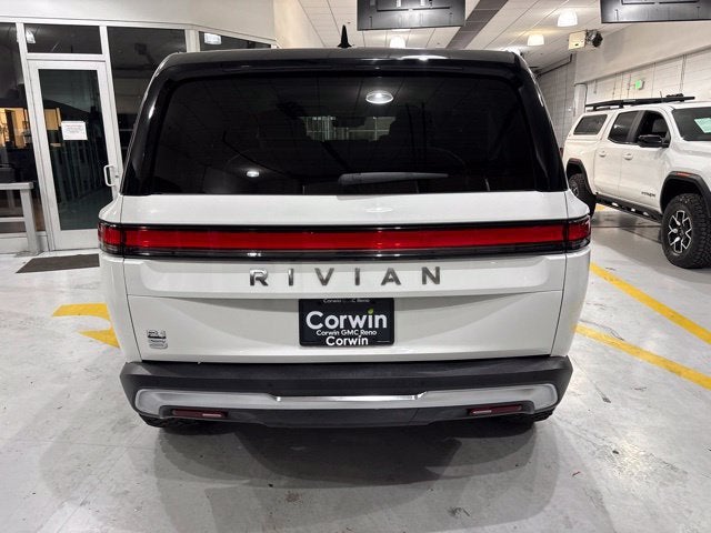 2025 RIVIAN R1S Adventure
