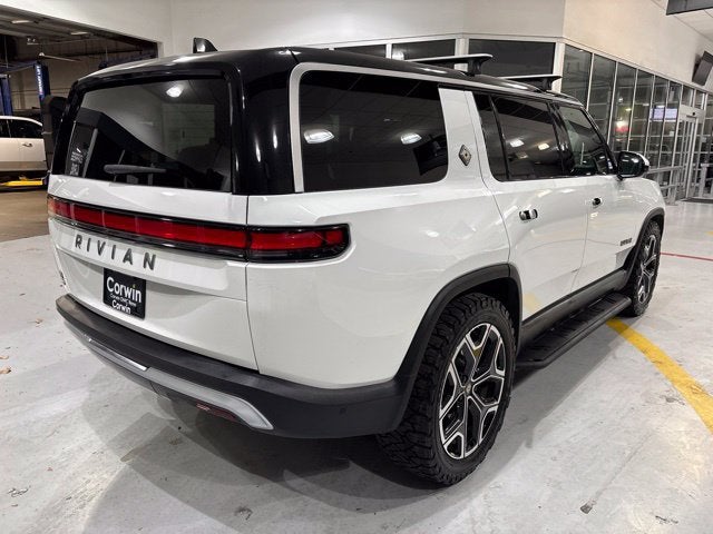 2025 RIVIAN R1S Adventure