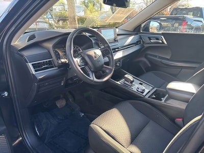 2022 Mitsubishi Outlander ES 2.5 S-AWC