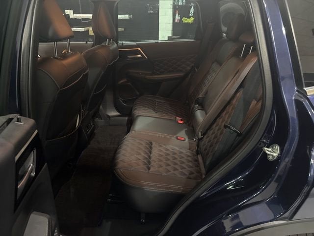 2023 Mitsubishi Outlander PHEV SEL S-AWC