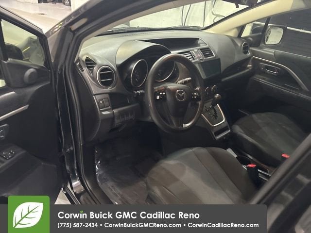 2014 Mazda Mazda5 Sport