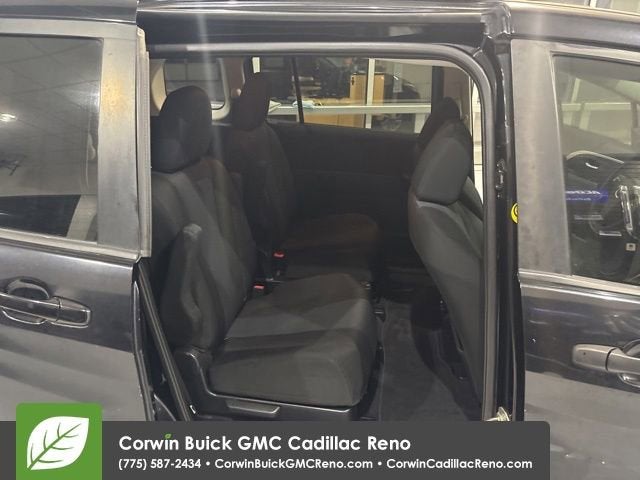 2014 Mazda Mazda5 Sport